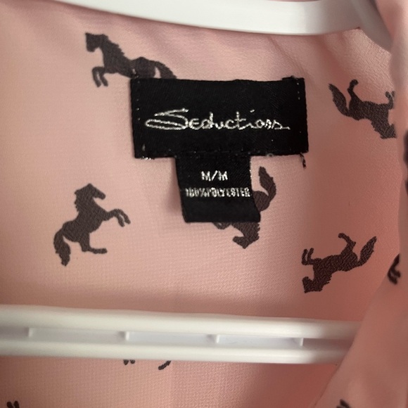 Seduction Pink Blouse Black Horse Print Women’s M Long Sleeve Horses - Picture 2 of 11